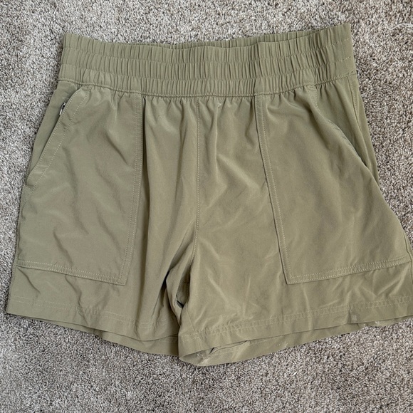 Wayfinder High Rise 5” Short - Picture 2 of 4